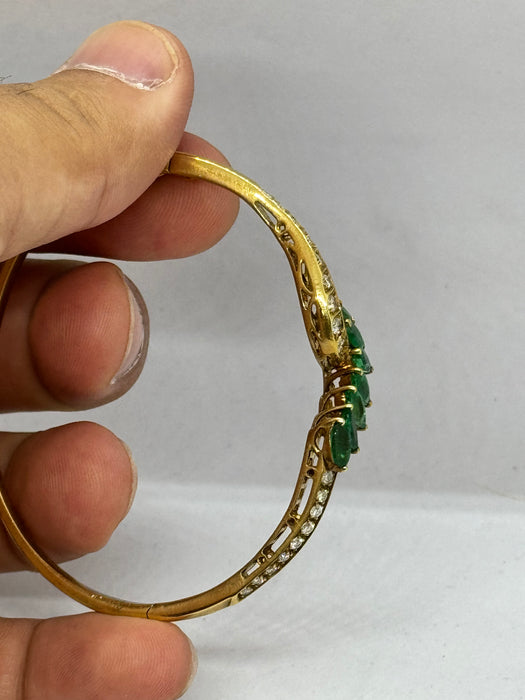 18K Gold Emerald & Diamond Marquise Leaf Bangle – 18.39g