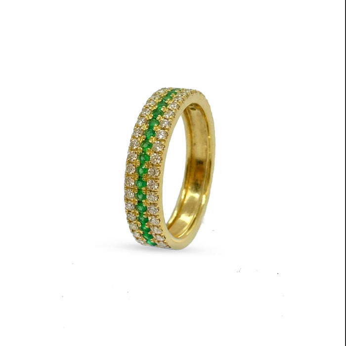 18K Gold Emerald & Diamond Band Ring – 3.94g
